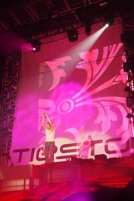 TIESTO-WIDE-18.jpg