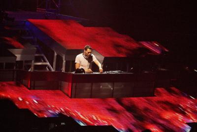 TIESTO-WIDE-8.jpg