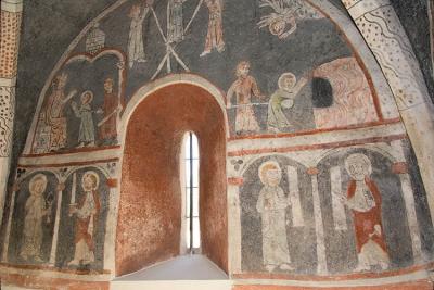 Early Gothic murals in chapel of St. Vitus Church