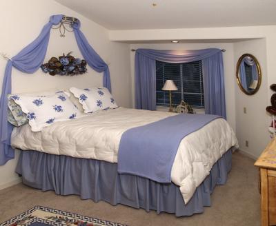 v3/57/300957/3/48947374.0223rdBedroomWeb090620052728TribuneAve.jpg