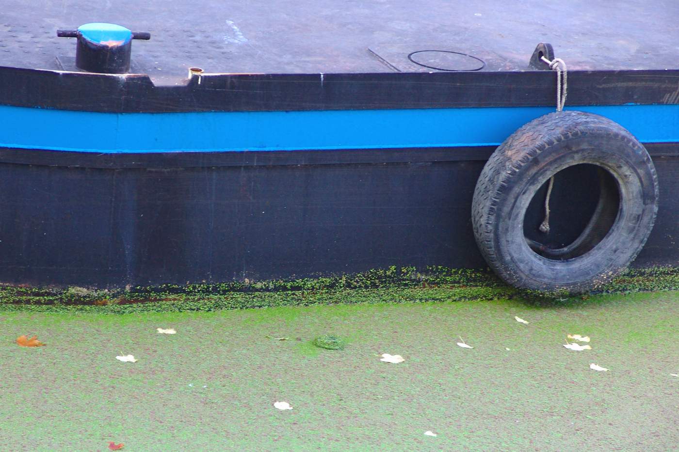 Tyre on boat