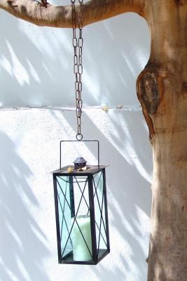 Tree lantern