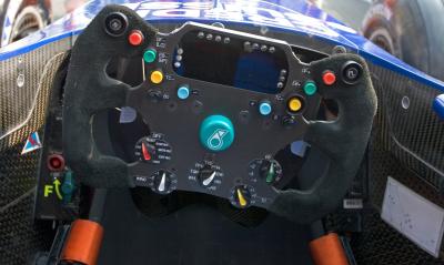 Sauber Cockpit 1280.jpg
