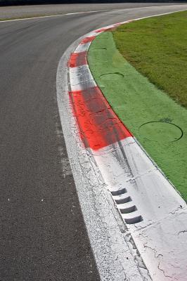 Monza Curbing.jpg