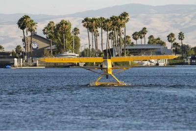 Discovery Bay Sea Plane 2