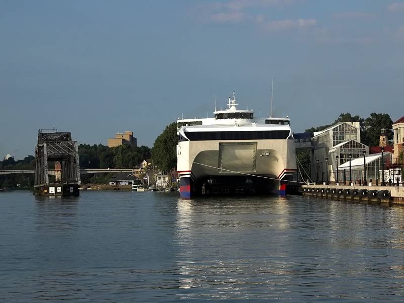 Fast Ferry 1