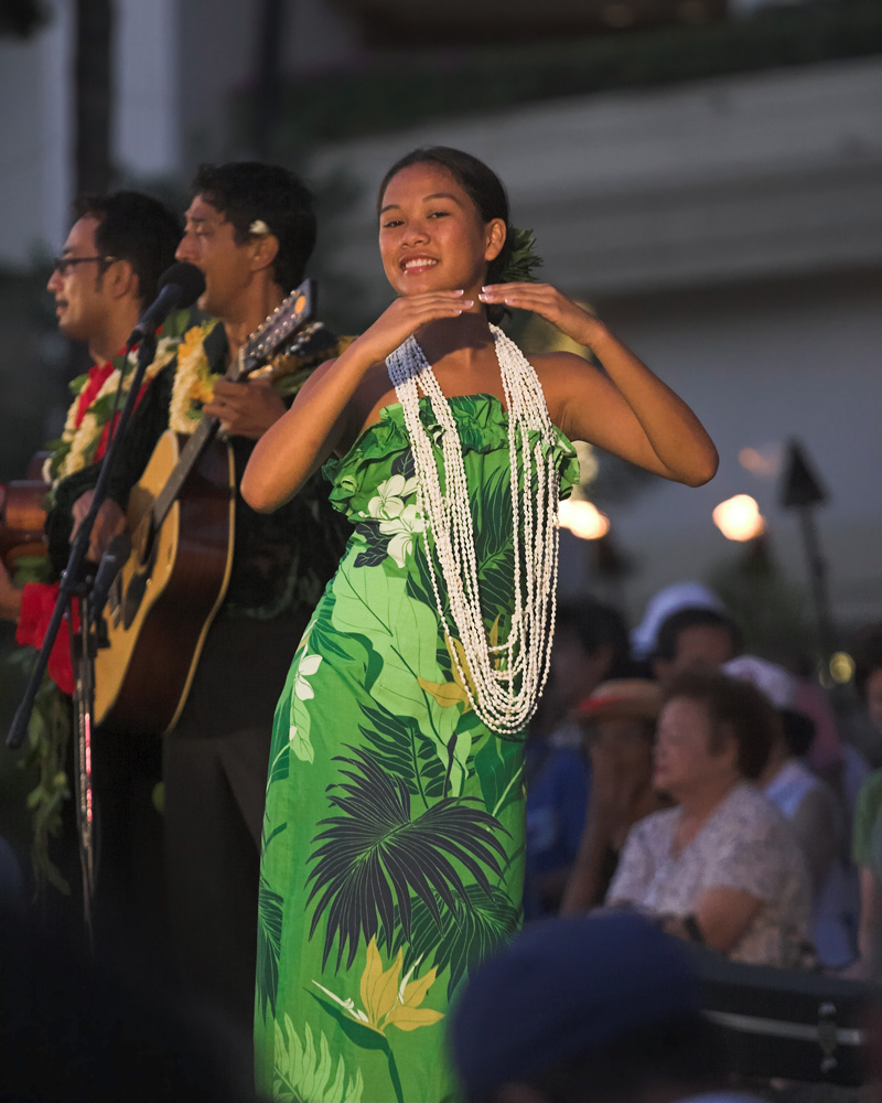 Hula Dancer