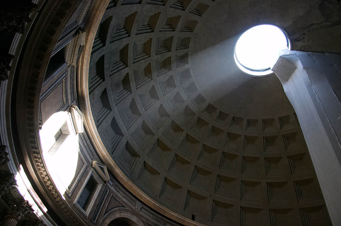 Light streams through the oculus