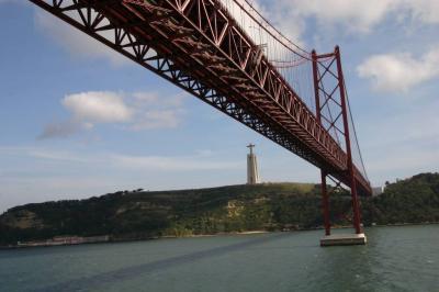 Cristo Rei and Vasco da Gama Bridge