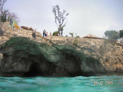 v3/59/527659/3/49078819.Cliffsyoucandiveorjumpoffof1.1.jpg