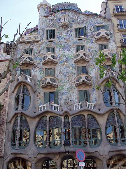 Gaudi-06.jpg