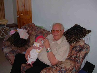 v3/60/47960/3/44703308.MyPictures4pBase200506AislingGranddad03.jpg