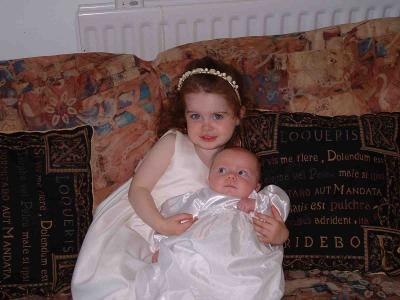 v3/60/47960/3/44703328.MyPictures4pBase200506ChristeningAislingCaitrionainDresses06.jpg