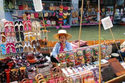 Floating Markets local