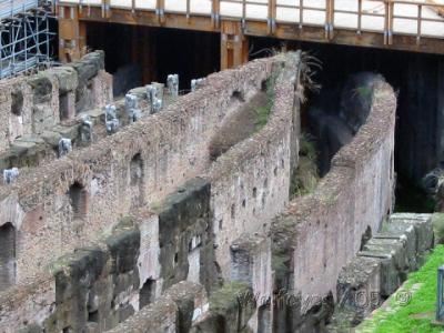 v3/60/587760/3/47949476.RomeColosseumInside16.jpg