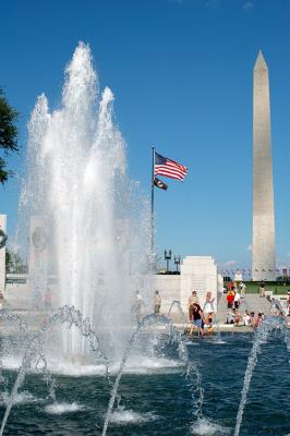 World War II Memorial and Washington Monument_13776