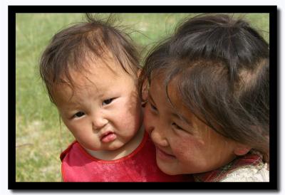 Sisters, Khovd Aimag