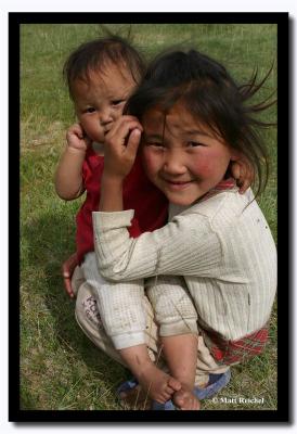 Sisters, Khovd Aimag