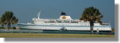 Texas Treasure Ship Panorama.jpg
