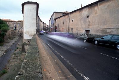 112i-7 streaking car france.jpg
