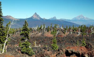 Cascade Peaks from PCT south of Collier Cone