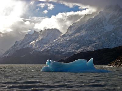 Lago Grey