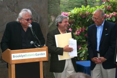 Jay Black being inducted in the Brooklyn Celebrity Path in the Brooklyn Botanic gardens