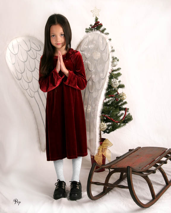 Ot. 29, 2005 - Christmas Angel