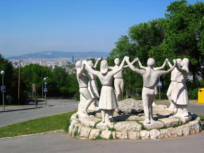 La Sardana Monument