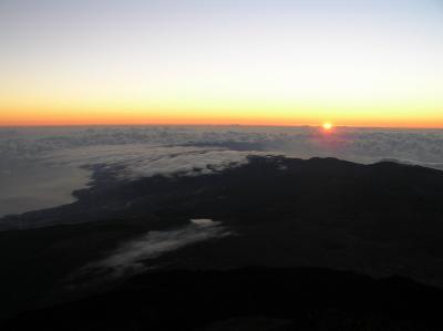 sunrise on the Pico del Teide.jpg