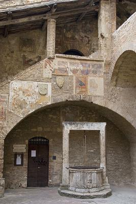 IMG_1625_San Gimignano.jpg