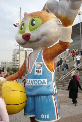 Mascot in front of Belgrade Arena