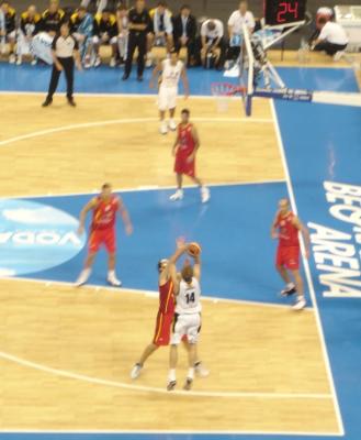 Dirk for three (wont fall :)