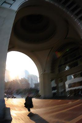 man_under_arch_angled_strokes.jpg