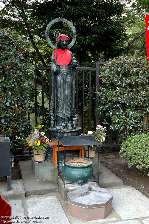 Tokyo 東京 - 浅草寺仲見世 Sensoji backstreets