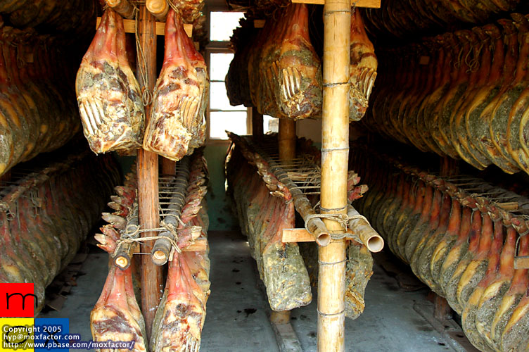 Jinhua 金華 - 家鄉肉(不是火腿) Jinhua autumn-only Wind-dried ham