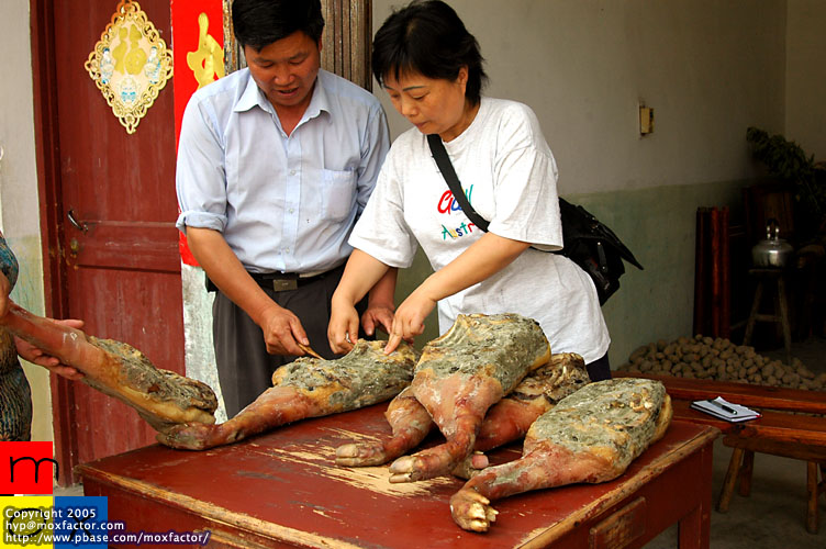 Jinhua 金華 - 家鄉肉(不是火腿) Jinhua autumn-only Wind-dried ham
