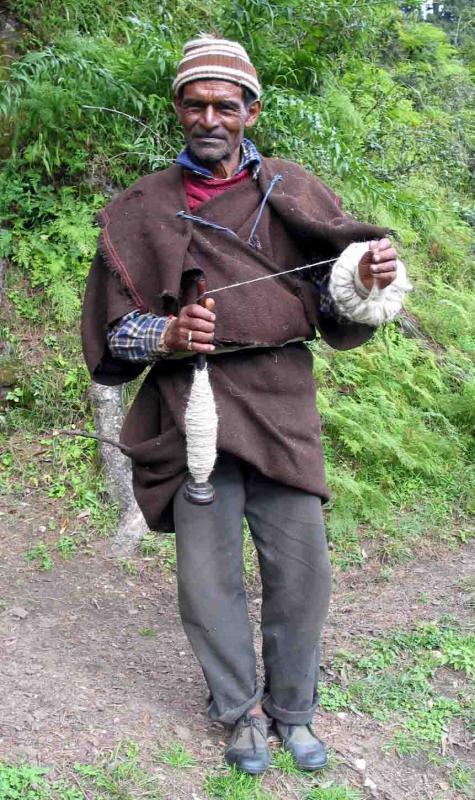 Shepherd spinning near Wan.