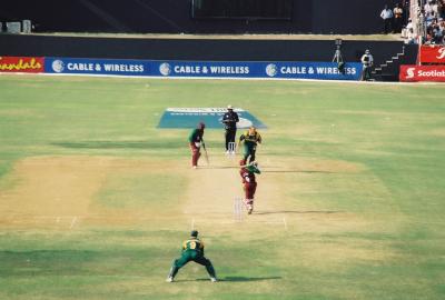 Brian Lara smashes another four
