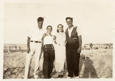 Ricco Simoncini and Antionette LaPriore, Gilda DeSantis and Phil Nigro At the beach