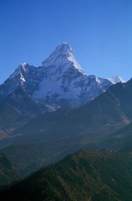 v3/65/568365/3/44917728.AmaDablam3.jpg