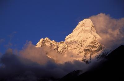 v3/65/568365/3/44917803.Tyangboche_Sunset_AmaDablam.jpg