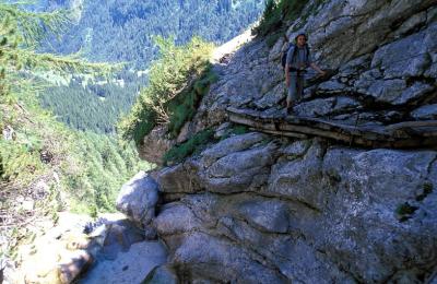  Approaching Canyon Comelle in the Pala group