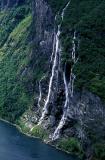 Geiranger Fjorden - Seven Sisters waterfall