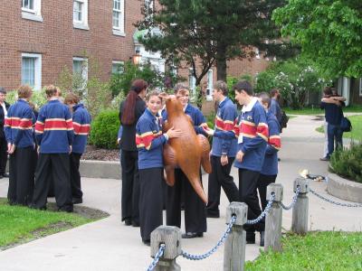 Hunter Singers Austrailia with mascot.JPG