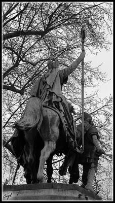 v3/66/262466/3/44295111.Paris0048.jpg