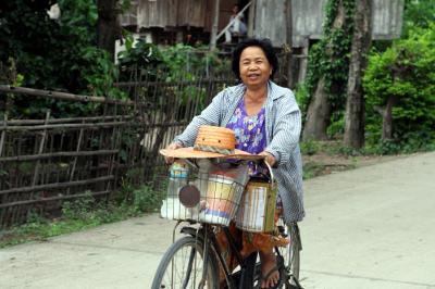 Village transportation: Ban Dom Kirek