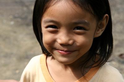 Beautiful child: Ban Dom Kirek