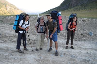 Good weather, happy faces, heavy backpacks