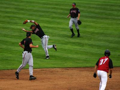 2005_0626_181008(2).jpg